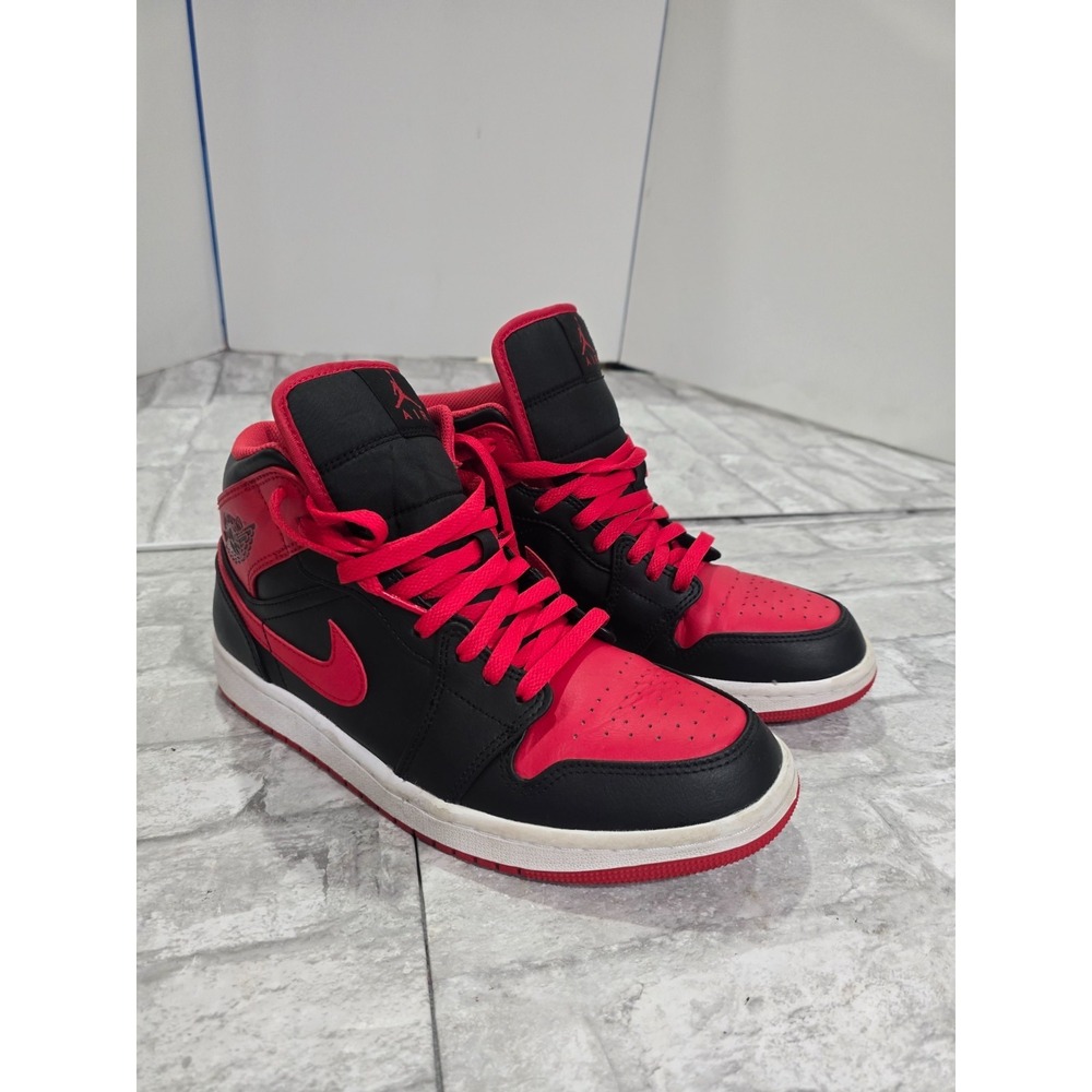 Air Jordan 1 AJ1 Sz 9 Mid Bred Black Fire Red Sneakers DQ8426-060